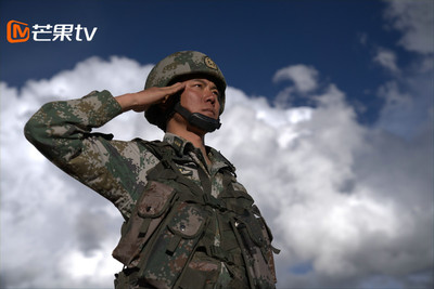 芒果TV《战旗美如画》8月1日开播,向战旗下的热血军人致敬!