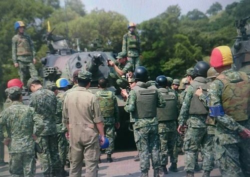 台陆军装备屡次出丑 2015高装检不合格比例达45